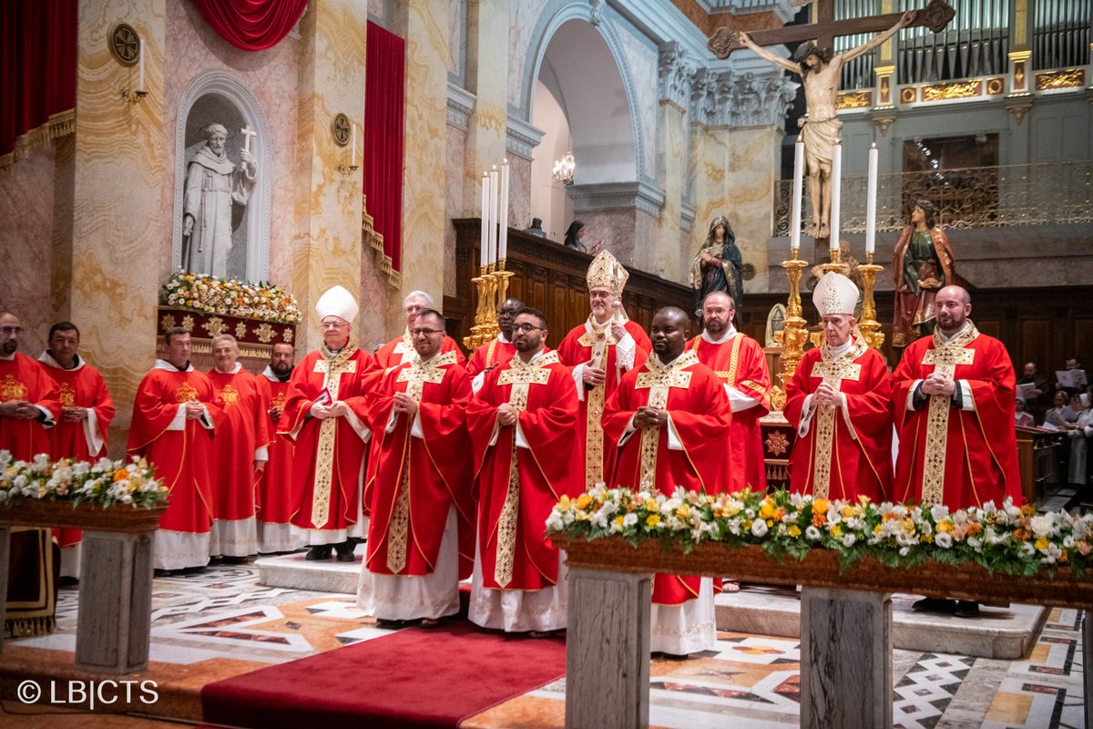 custodiaTS's tweet image. Priestly Ordinations in the Custody of the Holy Land
Read the full article here: custodia.org/en/news/ordina…