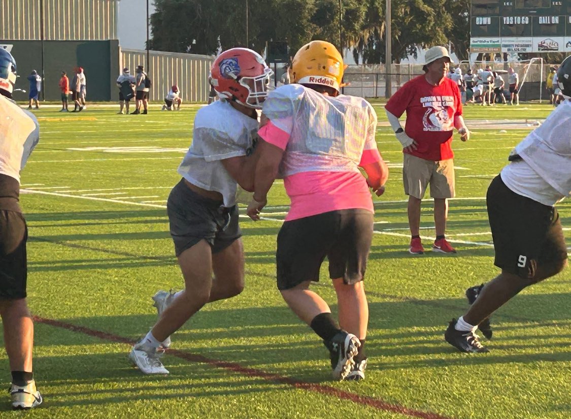 BraxtonDurgin27's tweet image. Had a great time getting better at 3 camps in the last 2 weeks fsu big man camp famu big man camp and down and dirty lineman camp at Webber international  #tread