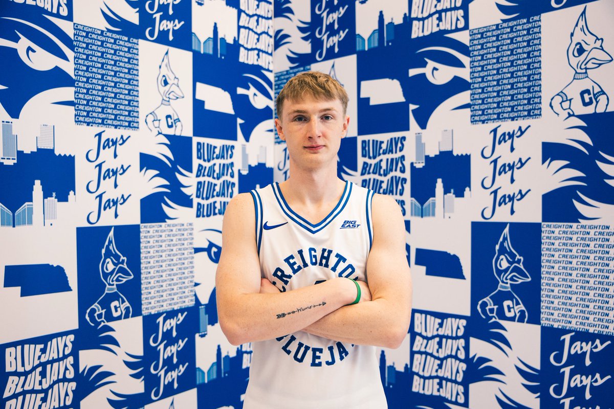 Happy birthday ⁦<a href="/J0shDix/">Josh Dix</a>⁩! Can’t wait to see you in a Bluejay uniform. Enjoy your special day, Josh!