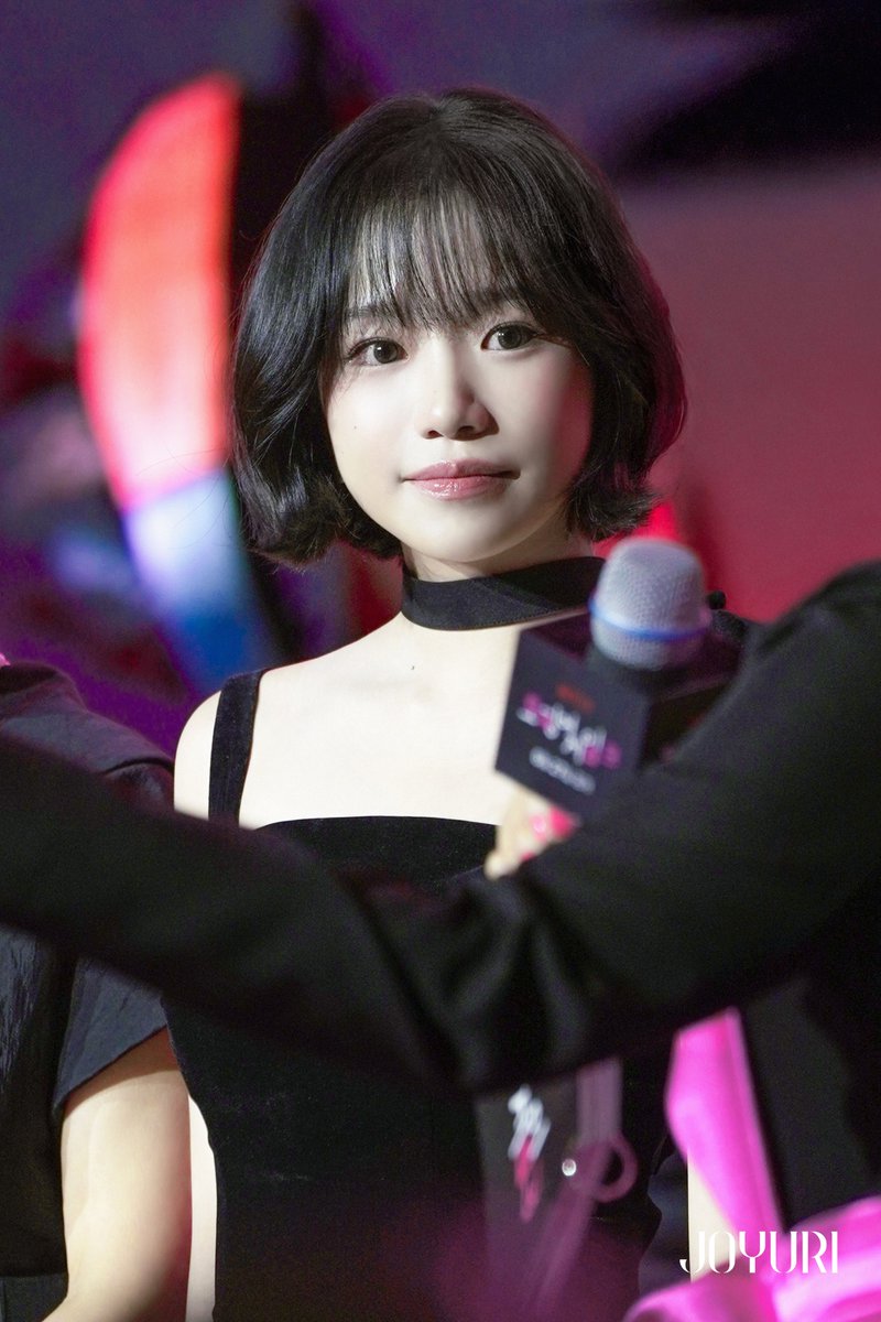 [📸] 조유리 (JO YURI) | <오징어 게임> 시즌3 쇼케이스 : 오징어 게임 메모리얼 Behind Photo
 
📍 cafe.daum.net/JOYURI.offcl/X…
📍 artist.mnetplus.world/main/stg/joyur…

#조유리 #JOYURI #チョユリ