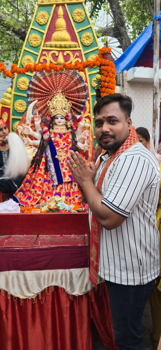 आज कस्बा रिठौरा स्थित होली चौराहा दुर्गा माता मंदिर पर दिव्य शक्ति माता दुर्गा की अलौकिक छवि के साथ शिव परिवार, शनि देव जी एवं भगवान महर्षि कश्यप जी की प्राण-प्रतिष्ठा से पूर्व निकली गई भव्य शोभायात्रा में सम्मिलित होने का सौभाग्य प्राप्त हुआ।