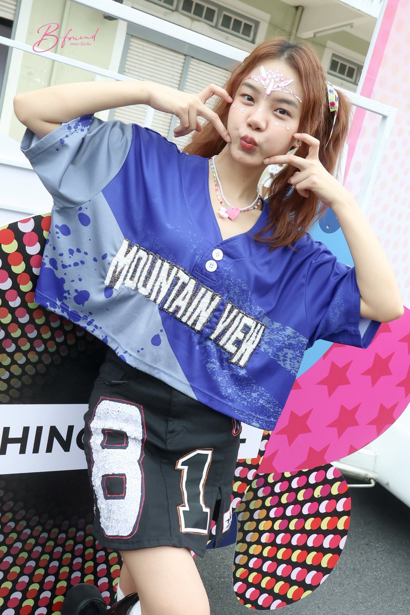 BFriendSeries's tweet photo. [Snap Shot]
LOVE PRIDE ♡ PARADE,BANGKOK 2025 🏳️‍🌈

Benz | @benzthipp 
#benzthip

#LOVEPRIDEPARADEBKK2025 
#LOVEPRIDEPARADEBKK2025xBFriend
#PRIDEMONT 
#BFriendSeries
#IDX https://t.co/A4cwc5mI4j