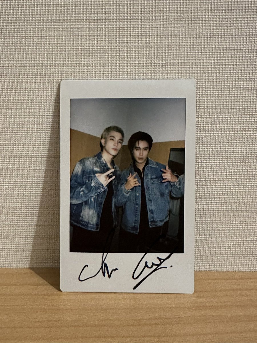 mari_bwgfjdppo's tweet photo. THE BEST CONCERT EVER!!!!!!!!!   

#GFRunTheWorldinOsaka
#GeminiFourth 
#เจมีไนน์โฟร์ท
#gemini_nt
#Fourthnattwat https://t.co/TKYQduewnT