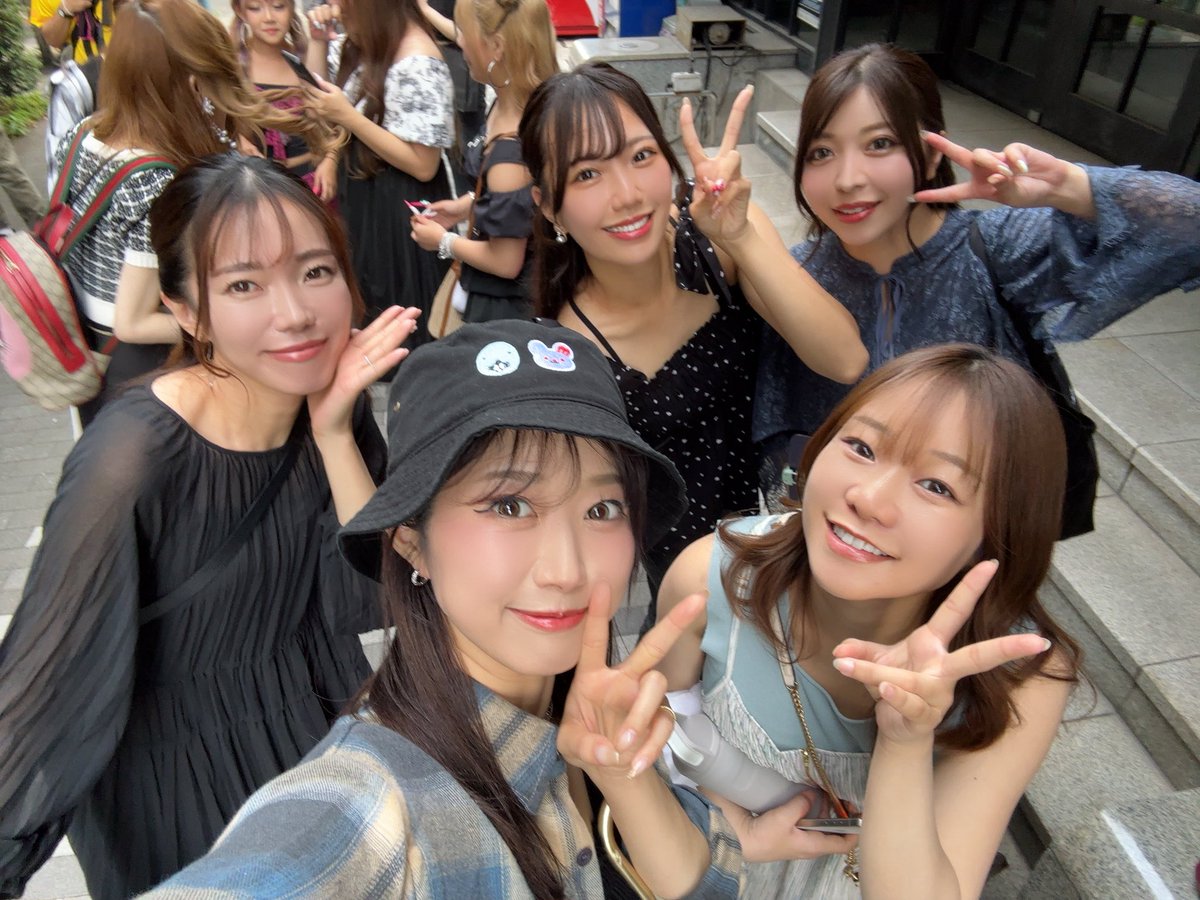 miyupi49's tweet photo. 今日はSパにご招待して頂きました♡
初のBBQ🍖
新しくSランク達成ペナントも
もらったよ♡可愛い🥰
いつも応援してくださり
ありがとうございます✨✨
#ミクチャ #topsparty #Sパ https://t.co/PghfT0EAh2