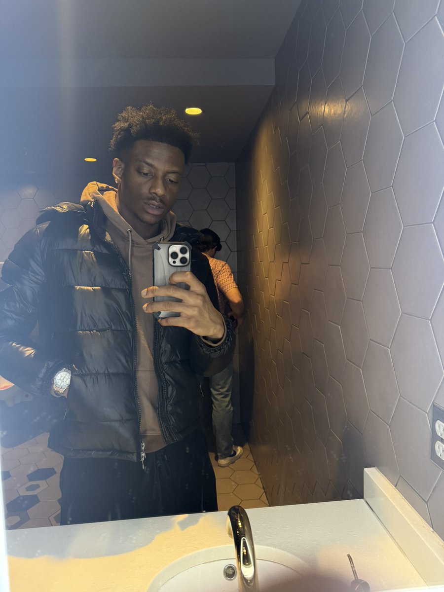 MrMeat202's tweet photo. Facecard good n my dick big ๐ #imbackk https://t.co/7XHuCB5n2J