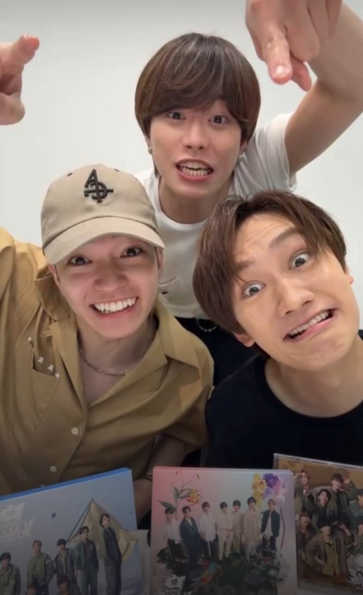 なにわ男子 西畑大吾　大橋和也　藤原丈一郎 アダルティー　衣装　服　はぴぬい なにわ男子 西畑大吾 大橋和也 藤原丈一郎 アダルティー 衣装 服 はぴ