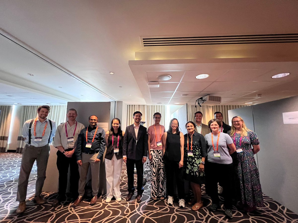Many great workshops during the conference - learnt a lot even just helping out at the Regional Anaesthesia workshop. Great pic we managed to get at the end of some of the faculty and organisers. 
#RDC2025 <a href="/Anaes_Residents/">Association of Anaesthetists Resident Doctors</a>
