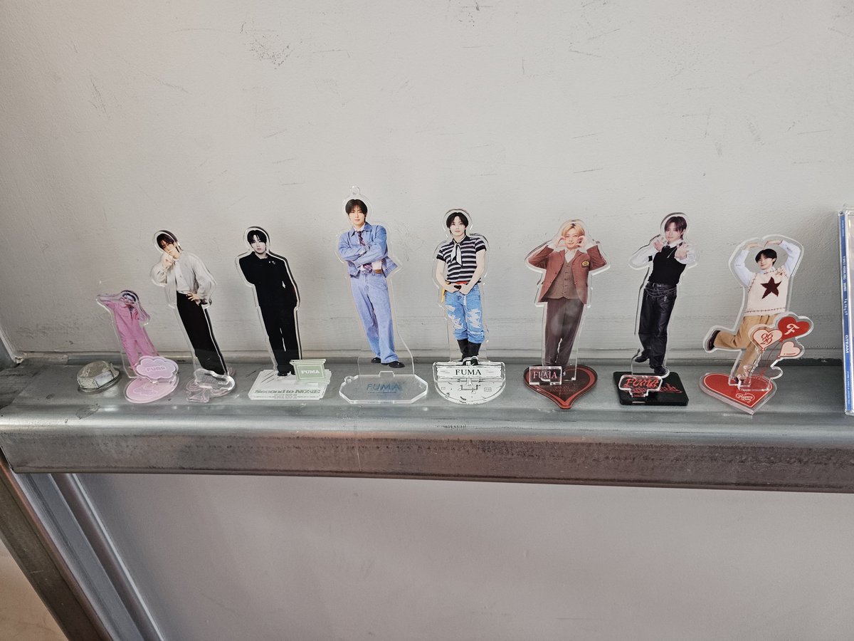 당장 아오아라시 틀어서 물놀이해야 할거같은 분위기있는 카페였어뮤ㅠㅠ 눈감으면 여름방학 즐기는 후마가 보였다는 나만의 안비밀💙💙

#나츠노후우쨩 #なつのふうちゃん
#후마 #フウマ #FUMA