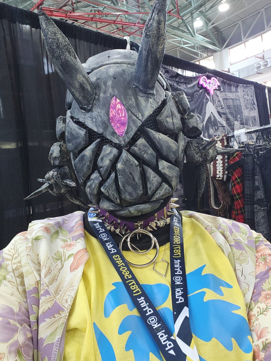 fluffycranberry's tweet photo. Otro Biombo OC y mi cosplay para el segundo día de #caribbeangamicexpo en San Sebastián. Estoy con la tienda de mi amiga, K-Sounds. Encuentranos~

¡Wepa Light!

#biombovampireo #biombooc #biombopilot #biombocosplay https://t.co/oT0zjkCV19