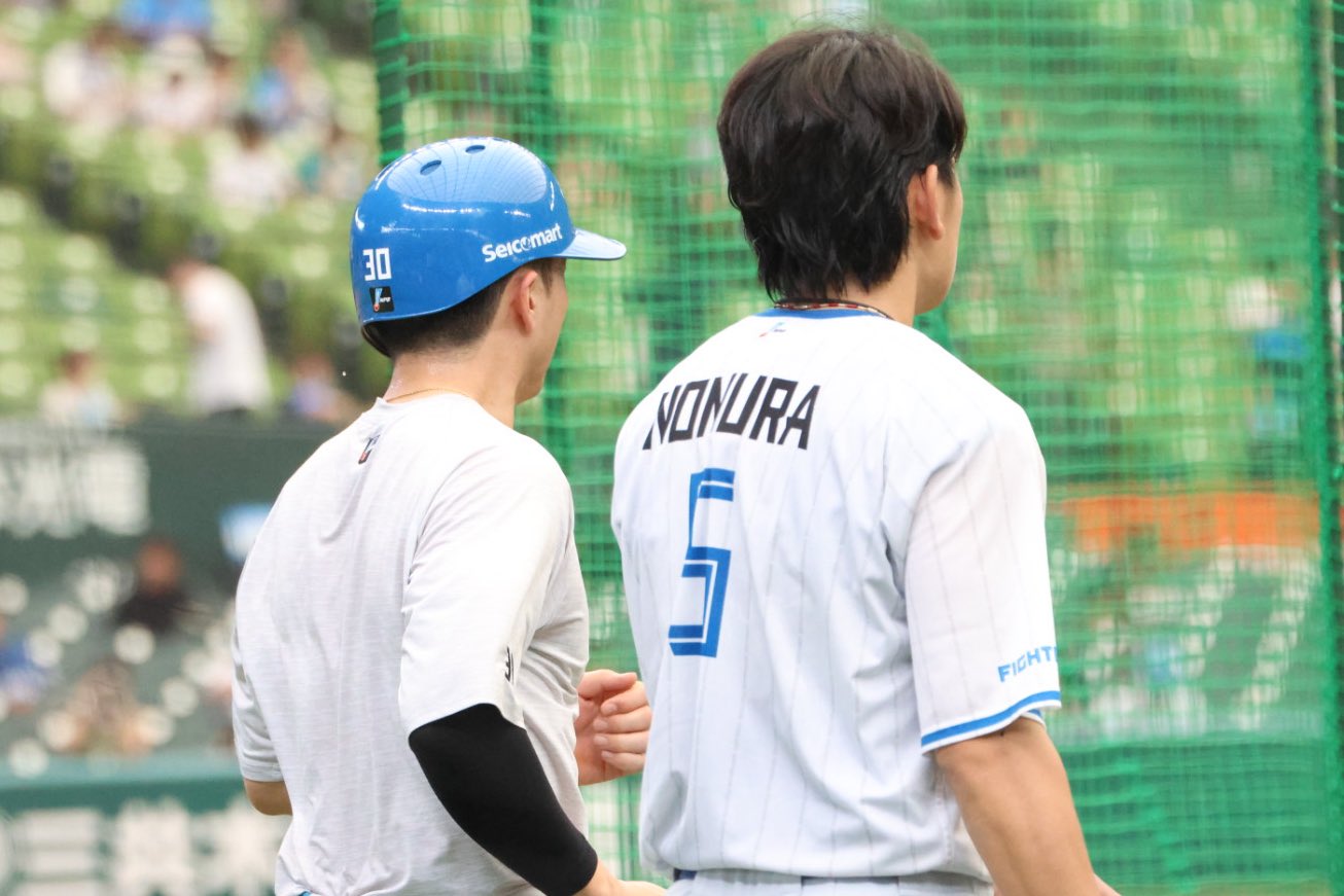 ◾️ファイターズ　推しペアクッション　郡司裕也　野村佑希 送料無料 未開封 北海道 日本ハムファイターズ 推しペア