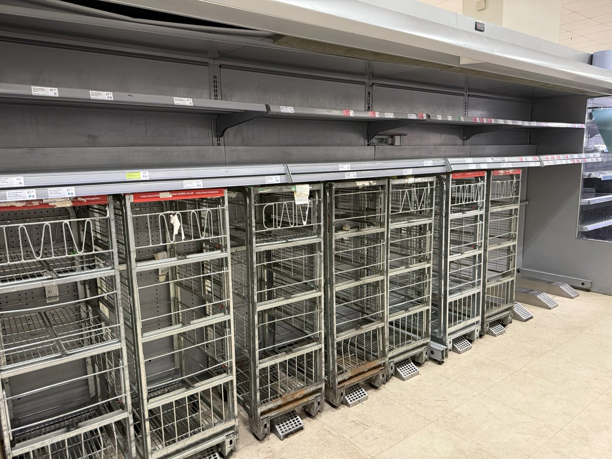 ChrisWapping's tweet image. What is @waitrose Head Office doing to help St Katharine Docks? Now all the fresh milk has gone too. The branch has needed a new cooling system FOR YEARS. There’s nothing Partners in the branch can do. This is Head Office’s problem. What are they doing to improve this situation?