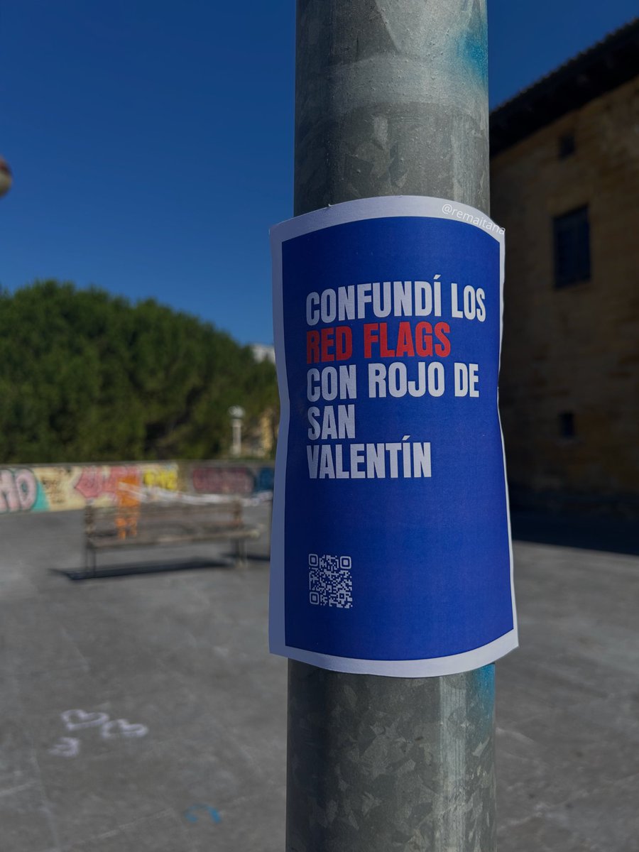 remaitana's tweet photo. donosti mas azul todavia 💙 #LaBatallaAitaner #CUARTO27 https://t.co/YbXpkJ39xg
