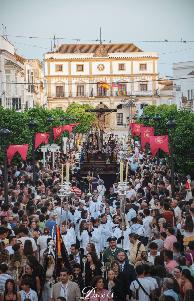 Marroneti con tometi 🇪🇸 (@pastelon1981) on Twitter photo Que manera de disfrutar ayer con la <a href="/HdaddelBarrio/">Hermandad del Barrio</a> y los compis de <a href="/3Caidas_Triana/">Tres Caídas de Triana</a>. <a href="/fransortiz85/">Fran Ortiz</a> Que manera de disfrutar ayer con la <a href="/HdaddelBarrio/">Hermandad del Barrio</a> y los compis de <a href="/3Caidas_Triana/">Tres Caídas de Triana</a>. <a href="/fransortiz85/">Fran Ortiz</a>