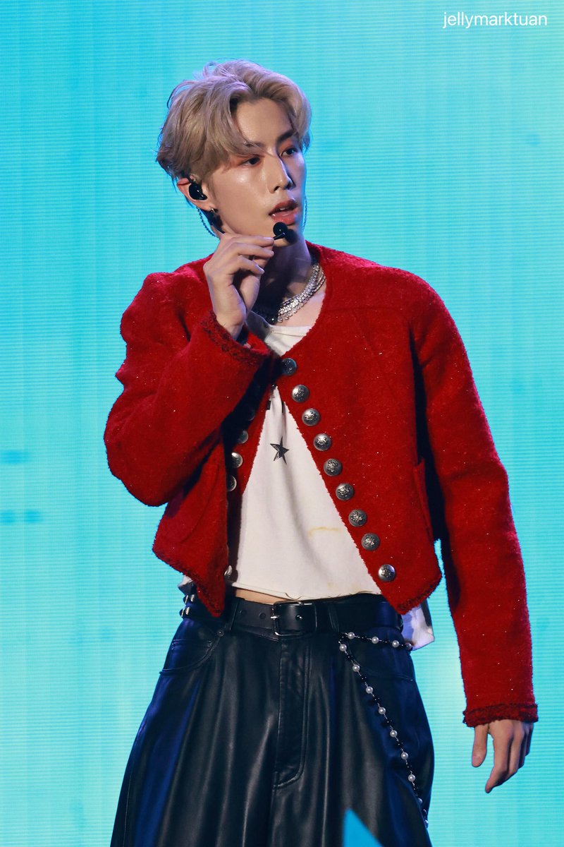 jellymarktuan's tweet photo. 250629 Bazaar Gala

MARK TUAN AT BAZAAR GALA SHANGHAI 
#MarkTuanxBazaarGala https://t.co/f0urgvdtSw