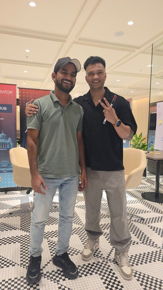 Shukriya ady bhai for the pic. <a href="/CryptooAdy/">Aditya Singh</a> I had to leave the meetup early due to office hours.