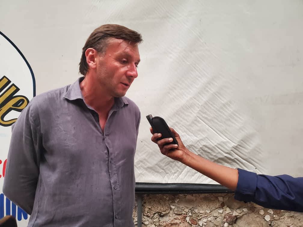 En tournée dans le Sud-Est, l’ambassadeur de France, M. Antoine Michon, a visité hier samedi l’Alliance Française de Jacmel. Au menu : échanges culturels, suivi de projets, appui à la francophonie, entre autres. 🇫🇷🇭🇹