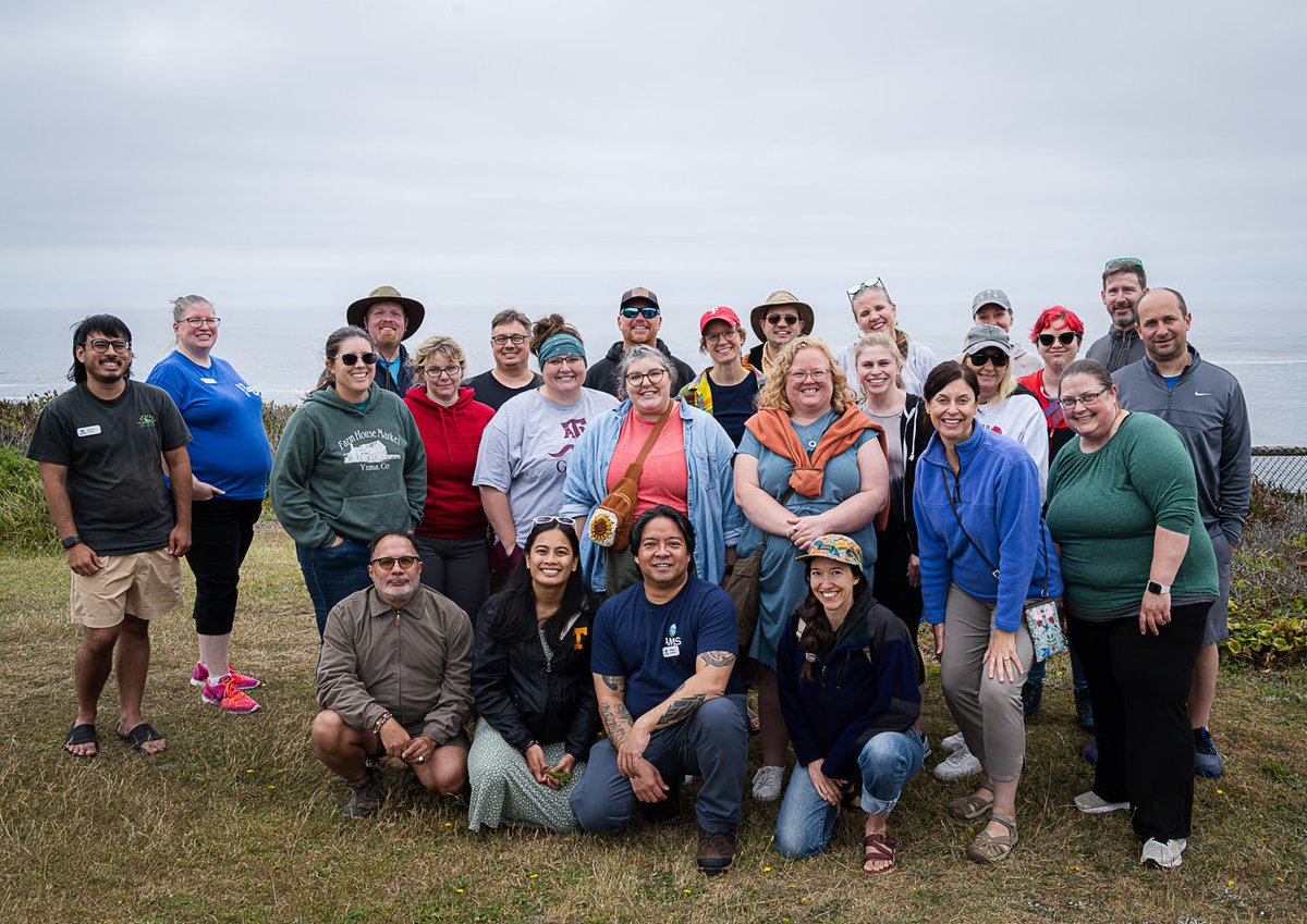 AMSeducation's tweet image. Heading home after an amazing week with everyone at #AMSProjectIce❄️! Thanks to the participants for making it so memorable, and @COLDEX_STC and @OregonState for hosting us!
#AMSProjectIce #PolarScience #ScienceTeachers #TeacherPD