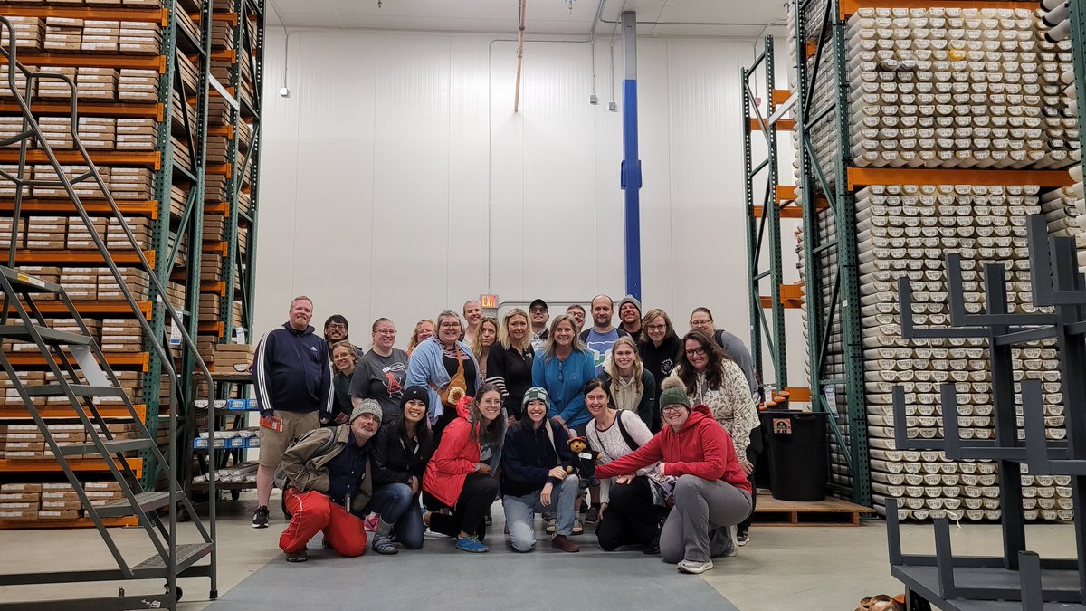 AMSeducation's tweet image. Heading home after an amazing week with everyone at #AMSProjectIce❄️! Thanks to the participants for making it so memorable, and @COLDEX_STC and @OregonState for hosting us!
#AMSProjectIce #PolarScience #ScienceTeachers #TeacherPD