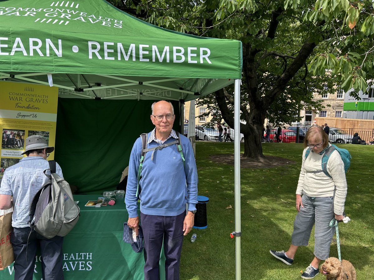pgkepfidra's tweet image. Great to meet #EOHO @CWGC volunteer Roger, visiting Edinburgh all the way from Hunstanton in Norfolk! Thanks for coming to see us on #ArmedForcesDay