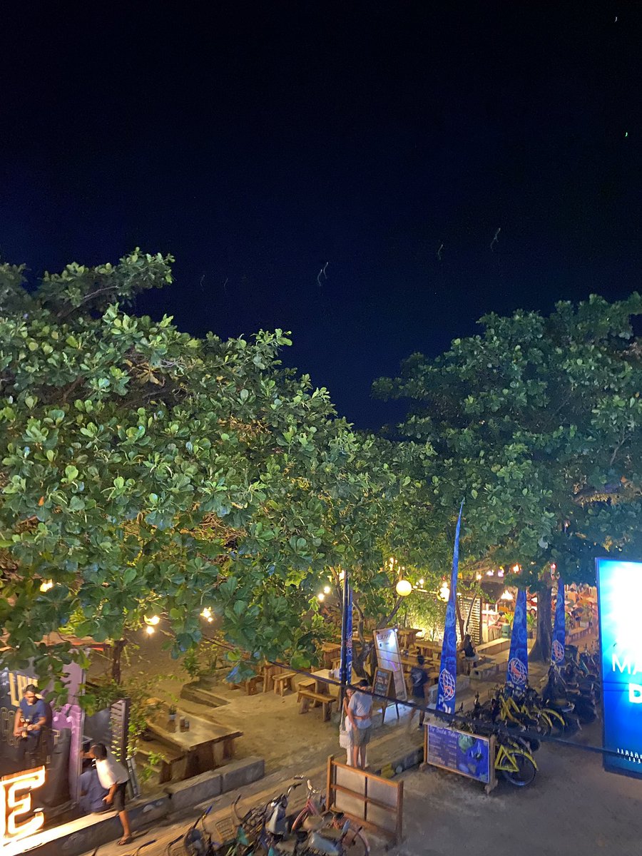 meliansta's tweet photo. Gili trawangan, kyanya bakal sering balik kesini deh… suka bangett https://t.co/3IeBYKUvxa