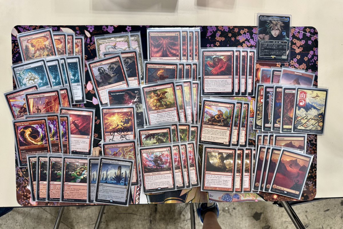 Spotlight Chiba 

Highest 🇸🇬 finisher in 20th and so many people I need to give thanks to 🙏🏻

<a href="/MoggedC/">Mogged (Charis Kikidis)</a> the MVP as we had a very last min session an hour before decklist submission and I got so much key insights from him

<a href="/Stanley_2099/">Stanley2099</a> teaching me all a lot about aggro mirrors
