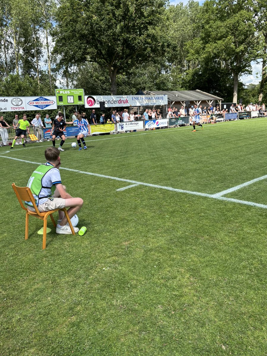 Ruststand <a href="/Steenwijkerland/">Steenwijkerland</a> - <a href="/scHeerenveen/">sc Heerenveen</a> slechts 0-3.
Wel wederom hattrick dus spitsen zijn op dreef.