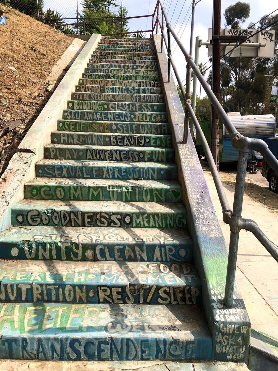 drastiko1's tweet image. #Exercisetime at #EchoPark
Feliz Domingo para todas y todos pero no para los fachos.