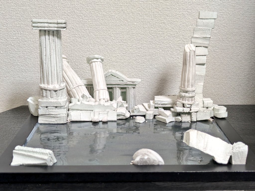 9Ambr's tweet photo. ミトラスフィアのサ終から2年経ちました。
当時は有休も取って朝からミトラに浸っていたのを思い出します。

やってみれば出来るのでは？とペフンやケロンも作り、当時を思い起こす等
正直天海のジオラマまで作るとは思ってませんでした！

【ずっと心の片隅にある世界】
またフラッと、帰りたいですね https://t.co/K4rohg8oyE