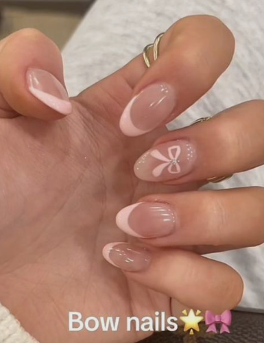 🎀 Tied up in style! These bow nails are the perfect blend of cute and classy.