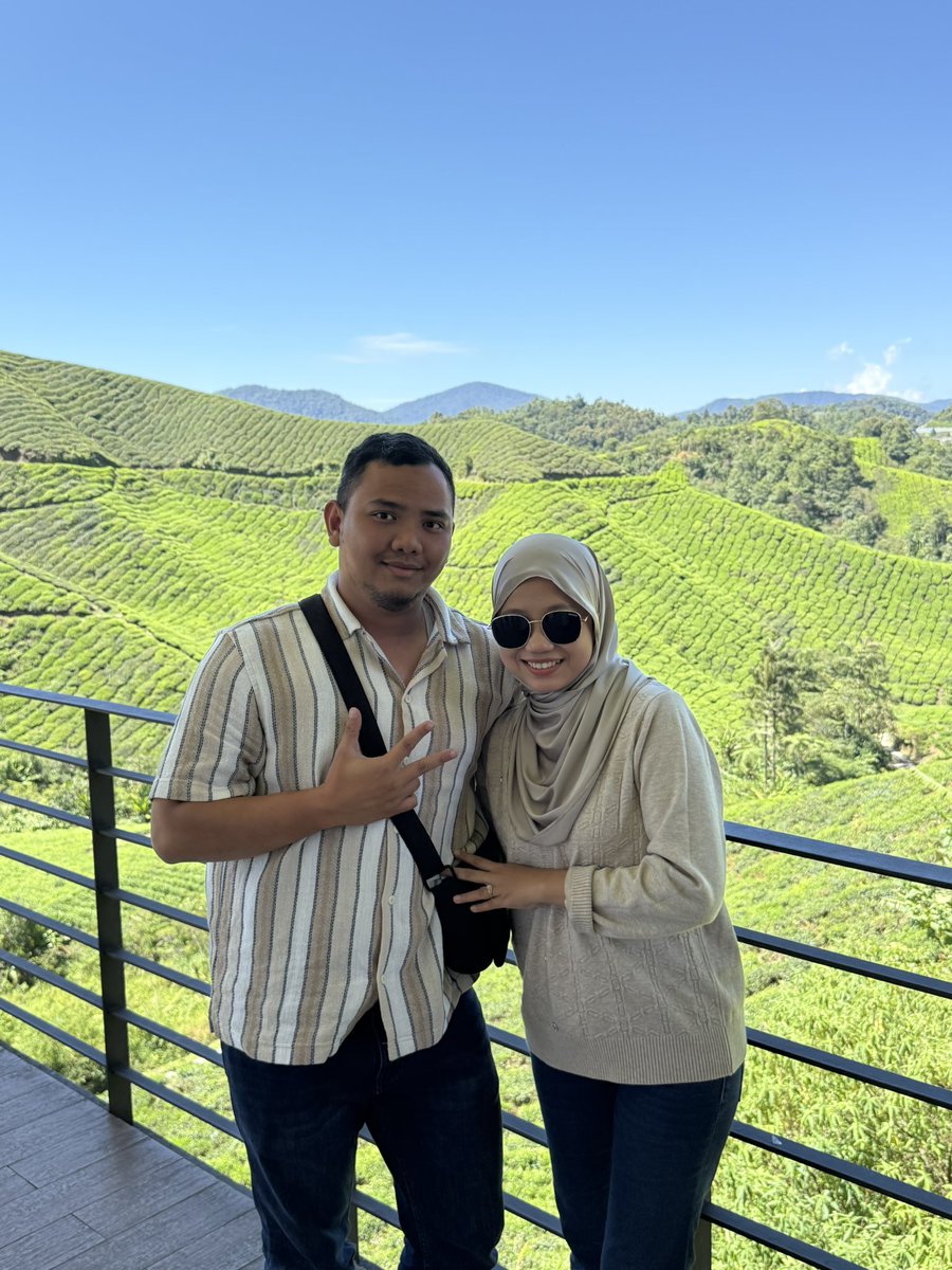 kasykeem's tweet photo. Our Weekend @ Cameron Highland

Basic Cameron Visit
- BOH Tea Valley
- KEA Farm
- Strawberry Farm
- Flora (Flower Park)
- Sheep Sanctuary

But the best activity is leisuring around at your hotel/apartment reading books or watching Netflix. Relaxing and enjoying the cold weather. https://t.co/6GYLzLz3Xc