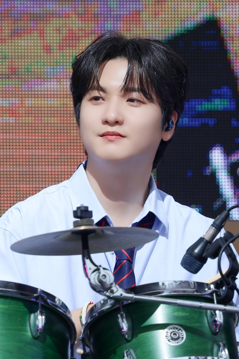 240629
내 여름🌱🫧
#LUCY #신광일 #광일