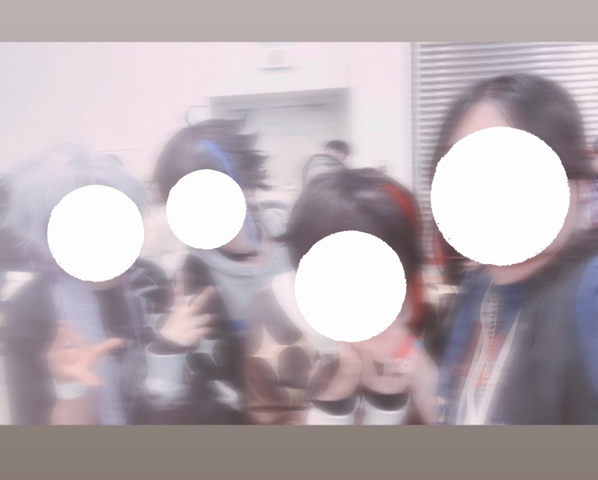 ATG_221B's tweet photo. にじそお疲れ様でした〜‼️
2年ぶり2回目のにじそはやっぱり楽しかった…‼️
今回はアーリーで入ったのもあってすごく余裕を持って楽しめました〜🥰
挨拶や差し入れもっとしたかったけど、チキりました…でも、どうしても挨拶したい方々には行けたので良し✌️
次回はもっとお金と時間に余裕を持たせます💰 https://t.co/YnjJrQOgy8
