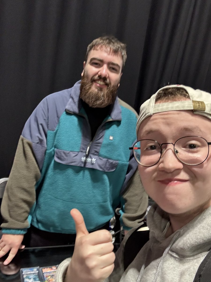 Just absolutely met the GOAT <a href="/RandolphUK/">Randolph</a> 

First ever card show was 10/10 🔥