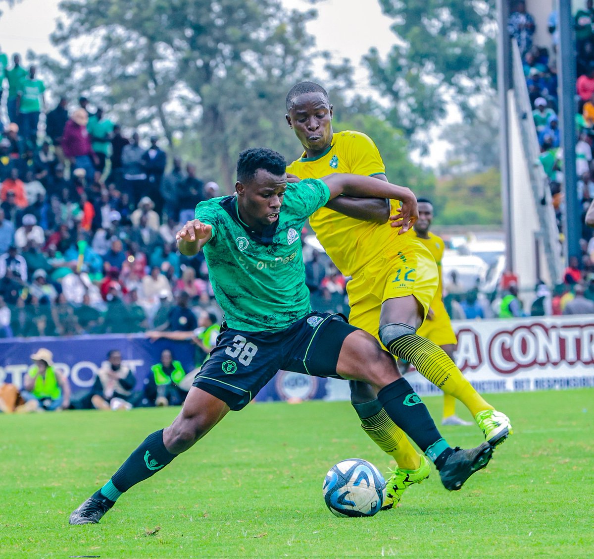 82' What a battle 🔥

Gor Mahia 1-2 Nairobi United

#MozzartBetCup