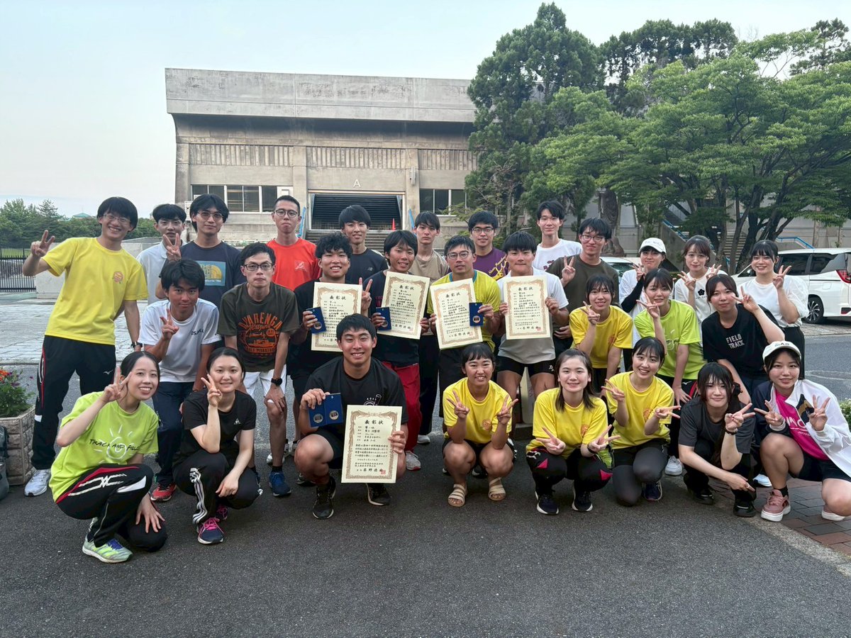 nmuTandF's tweet photo. 本日は関医対に出場しました！
応援してくれた方々、大会運営の皆様、ありがとうございました🙇🏻‍♂️
炎天下でしたが、各々ベストを尽くして記録を残すことができました🦵🏻💪🏻
今回得られた各自の課題を活かしつつ、西医体に向けて頑張っていきます！ https://t.co/MrNgCjsNjl