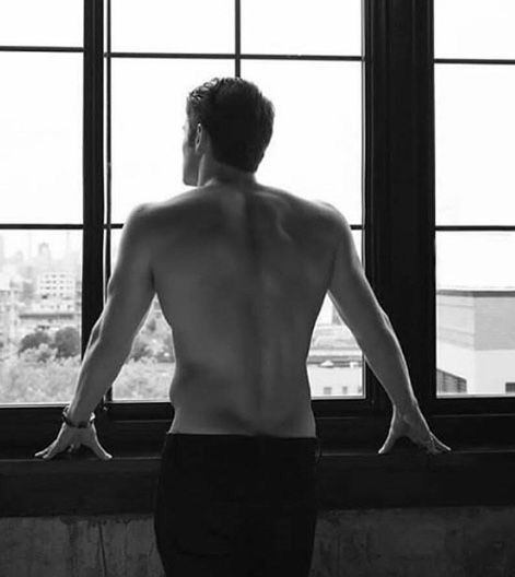 Seductive Sunday for <a href="/SeideRaven/">𝓡𝒐𝒔𝒂𝒍𝒚𝒏 𝓒𝒐𝒍𝒍𝒊𝒏𝒔</a> 😇