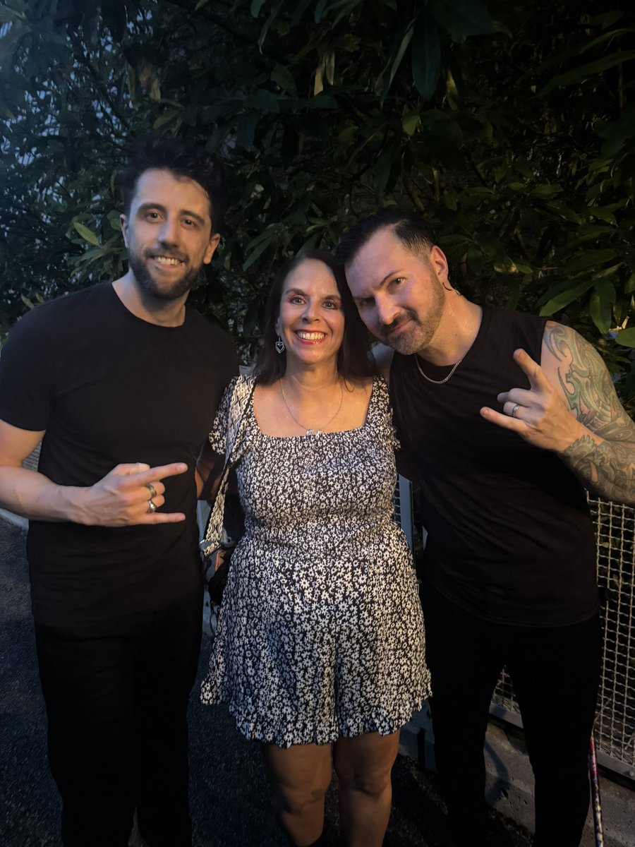 deb_brides70💖 tweet media