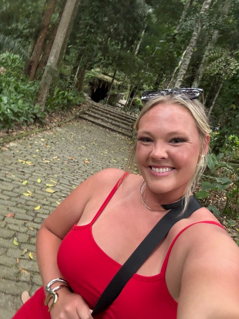 FemaleRancher's tweet image. When you take some time for yourself. Enjoying Vacation! Which one do you love the most?
#farmgirl #farmlife #farmgirls #countrygirl #cowgirl #countrylife #farming #farmer #agriculture #farmher #homesteading #farmgirlsdoitbetter #vacation #brazil #dress #sunglasses #purse