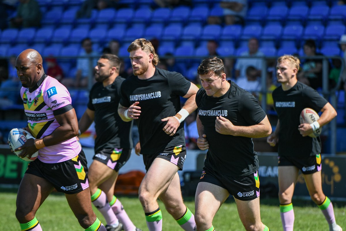 OfficialBullsRL's tweet image. 👊🏻 | Warm ups complete. Time to battle…

#coyb #bradfordbulls #rlfc #strengthinnumbers