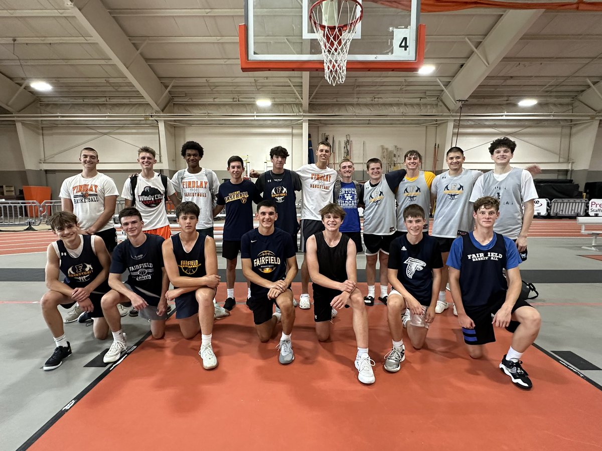 Fairfield Boys Basketball (@fhsfalconhoops) on Twitter photo Had a great 2 days at <a href="/FindlayOilers/">Findlay Oilers</a> team camp. Both the Varsity & JV finished at Silver Tournament Champions. Had a great 2 days at <a href="/FindlayOilers/">Findlay Oilers</a> team camp. Both the Varsity & JV finished at Silver Tournament Champions.