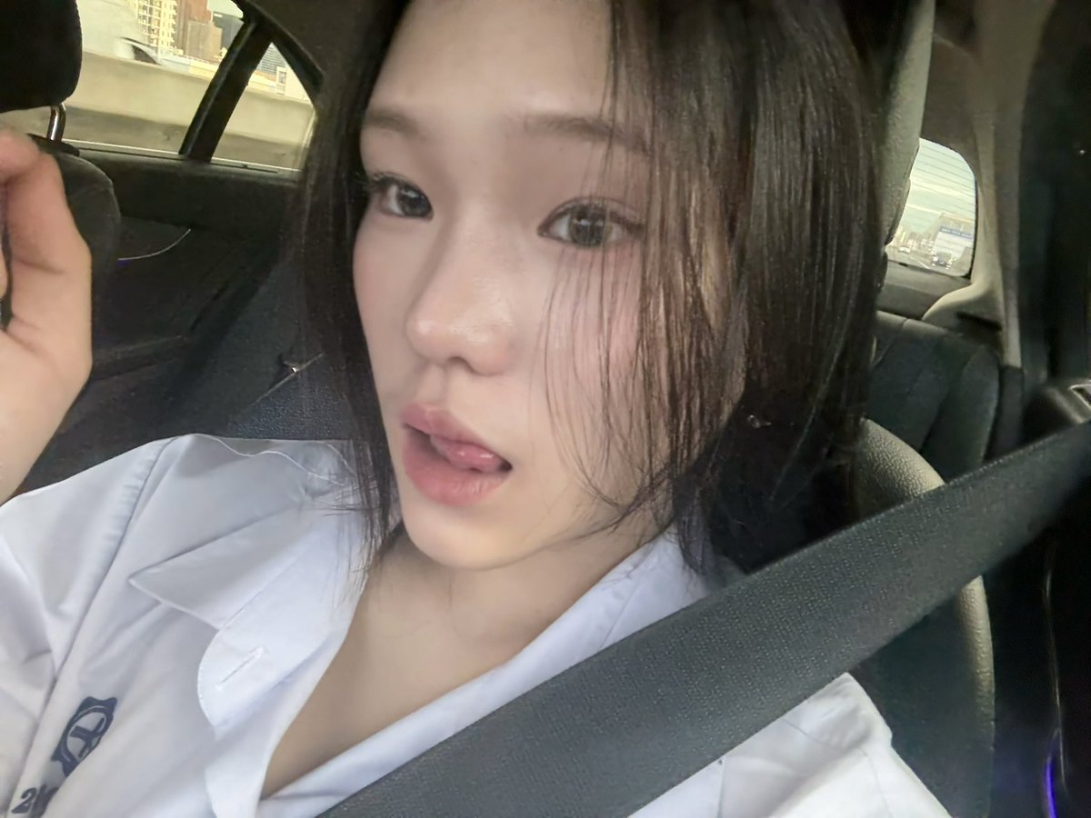 ถึงสีผมจะเปลี่ยนไป แต่ใจผมไม่เปลี่ยนแปลงนะครับ #aim_pipat