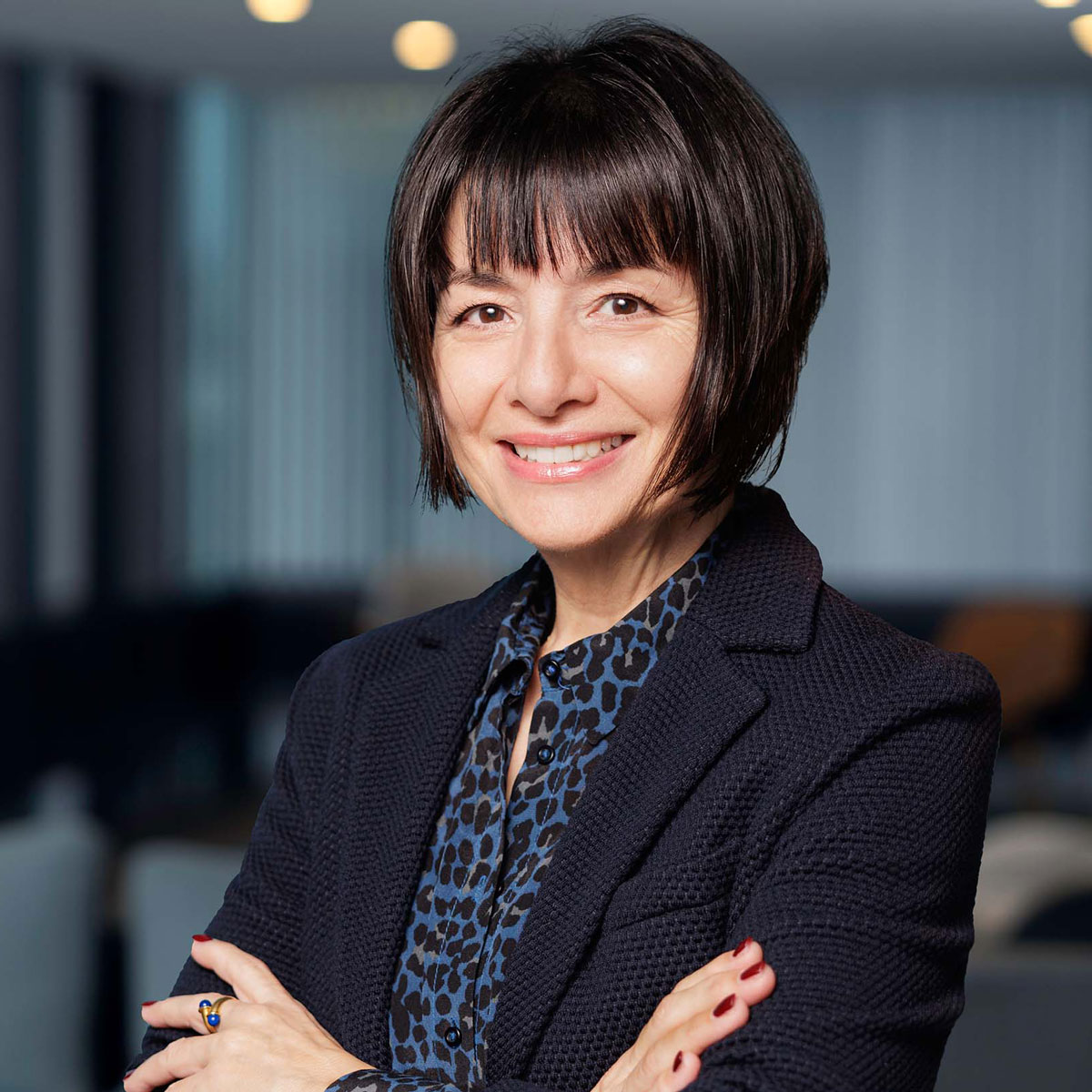 avivainvestors's tweet photo. We’re proud to see our very own Argyro (Rula) Ipsaryaris, Head Client Solutions, Switzerland &amp; Liechtenstein, featured in Finews, where she shares insights from her 30+ year career in finance. Read the full interview: https://t.co/GZaNpaL48N
#Leadership #WomenInFinance https://t.co/9W7pvF5Vjt