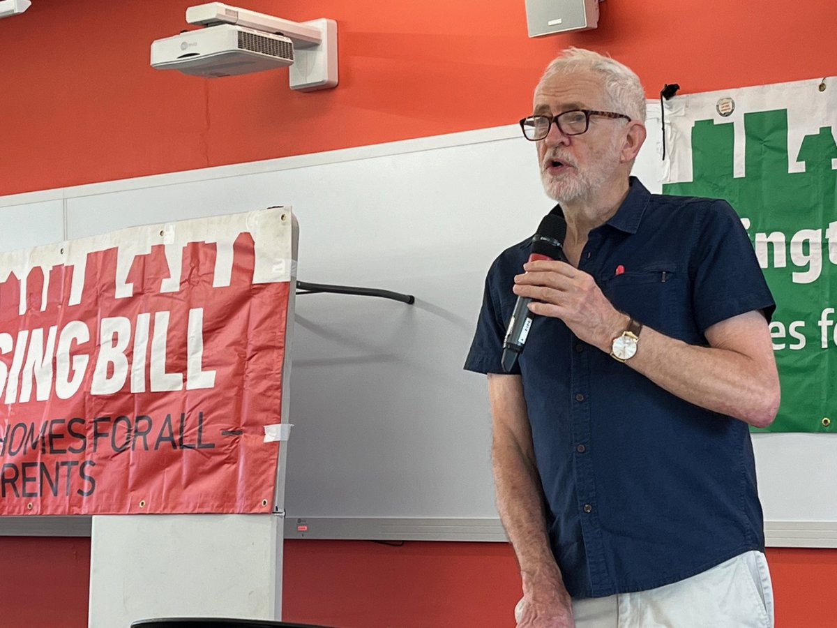 Paul Kershaw (@1917paul) on Twitter photo Good to discuss lessons of the campaign against the Tory housing act (ten years ago now) at yeaterdays event convened by <a href="/robbins_glyn/">Glyn Robbins</a>. Unite #housingworkers will continue to fight for decent housing with campaigners: housingworkers.org.uk/readnews.html?… #ukhousing Good to discuss lessons of the campaign against the Tory housing act (ten years ago now) at yeaterdays event convened by <a href="/robbins_glyn/">Glyn Robbins</a>. Unite #housingworkers will continue to fight for decent housing with campaigners: housingworkers.org.uk/readnews.html?… #ukhousing
