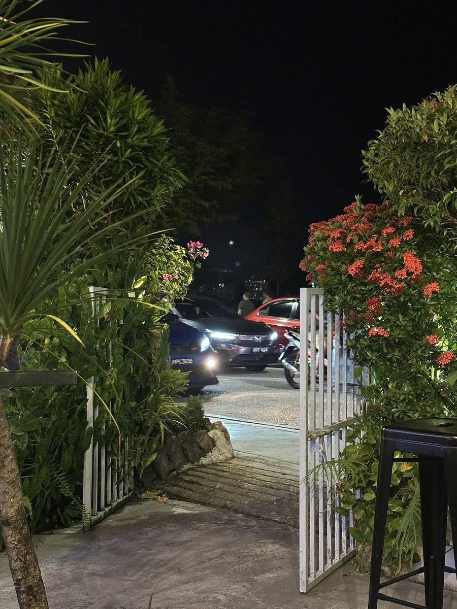 Best crepe in town

📍Crepe’s Cottage Gurney Drive, Penang