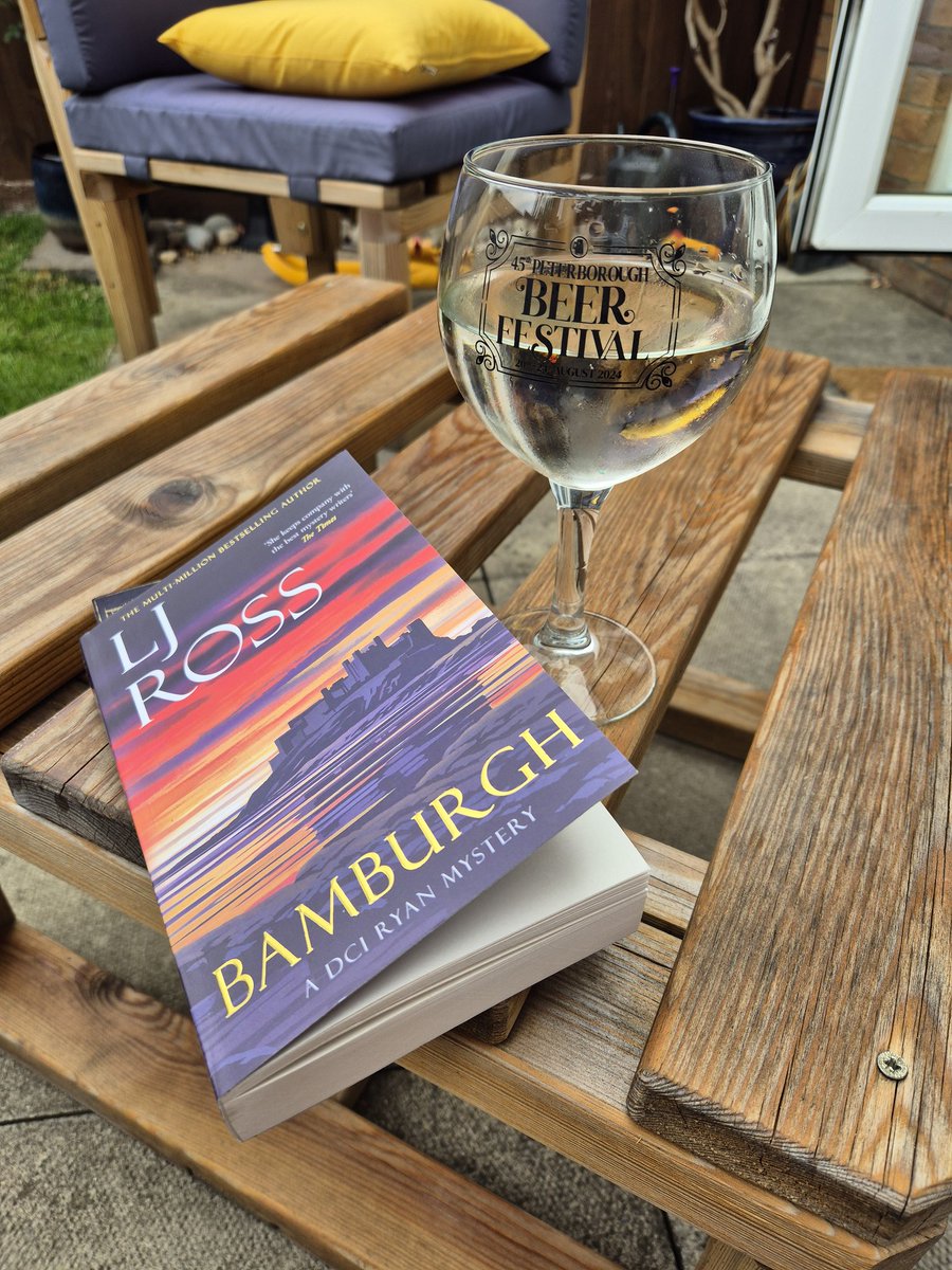 Rebecca Morley tweet media