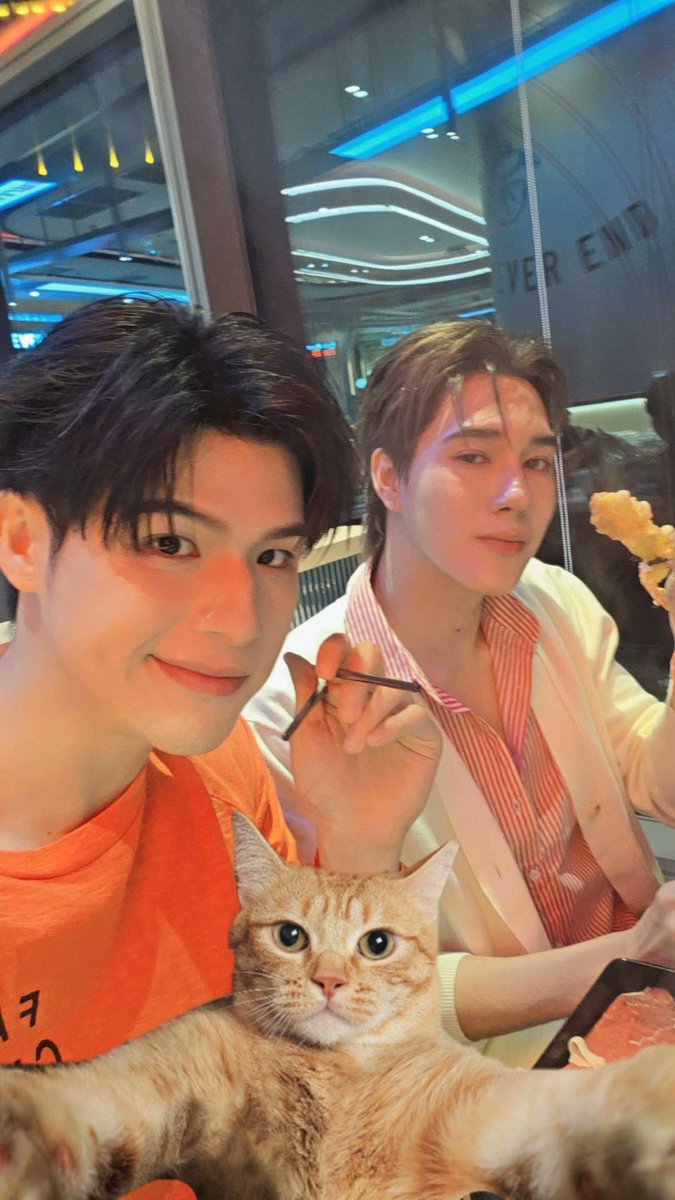 aปุ้ม tweet media