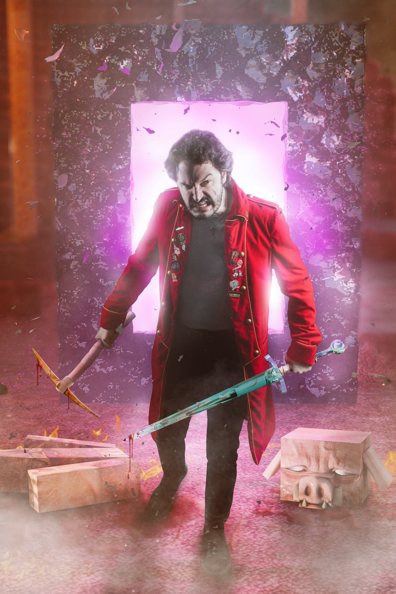 Une nouvelle photo du <a href="/RoiLennon/">Bob Lennon</a> prise au <a href="/gamefestFR/">Gamefest</a>, merci à lui pour sa confiance :) c'etait épique!