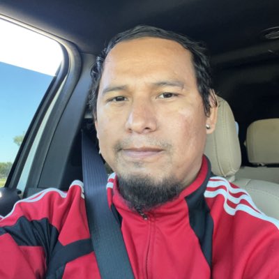 sirixsatorrante's tweet photo. #NuevaFotoDePerfil https://t.co/UxzCm0kVp0
