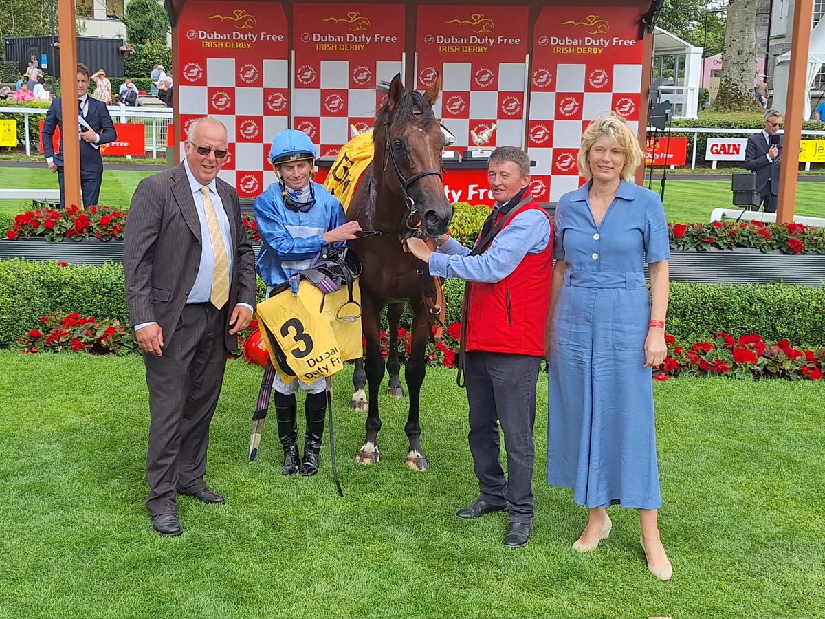 Skukuza &amp; Ryan Moore with winning connections <a href="/curraghrace/">The Curragh Racecourse</a> <a href="/EdDunlopRacing/">Ed Dunlop Racing</a>