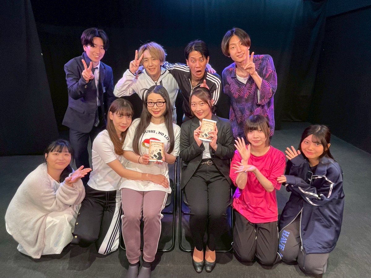 _himari_0612's tweet photo. ミモとファイナは変な話がお好き〜4つの御伽噺〜の千秋楽を終えました！
舞台前日までテストだったのに頭に入ってこなかったです笑
それだけ舞台のことを考えてたんだなと実感しました
人生で一回しかない初舞台をこのミモファイナで終えることができてとても嬉しいです。ありがとう。#ミモとファイナ https://t.co/PHrM1tQTU0
